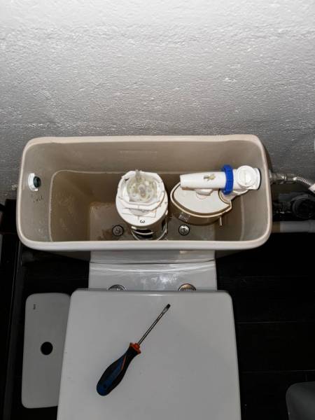 Un problème de chasse d'eau proche de Fontainebleau Avon ?